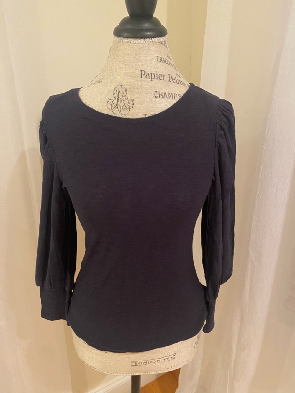 Express Black Long-Sleeve Puff-Sleeve 3/4 sleeve Tee
